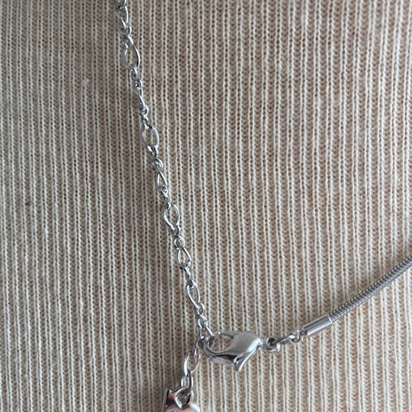 LIKE NEW - Swarovski pearl shaped beveled tear drop crystal necklace - Picture 4 of 5